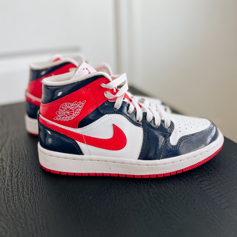Women’s Air Jordan 1 Mid ‘Champ’ Colors